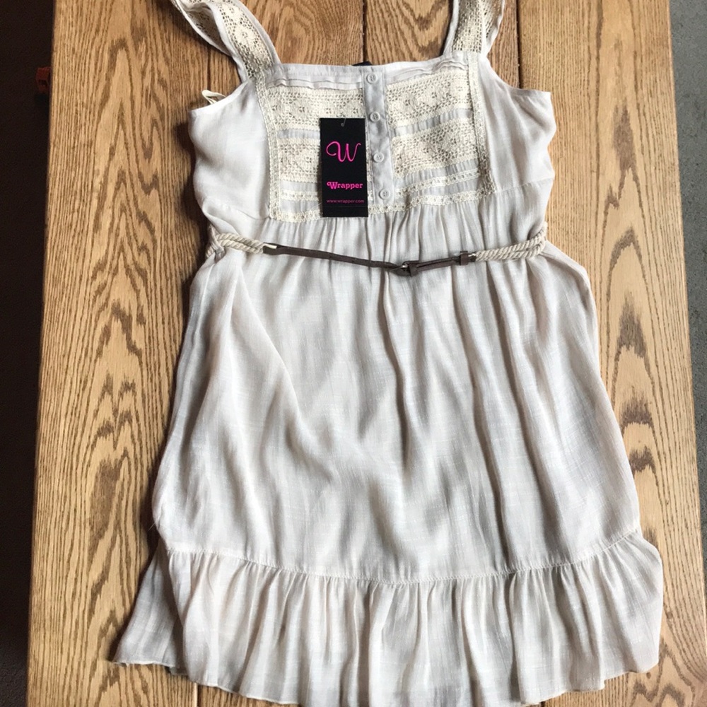Dress - Picture 1 of 3
